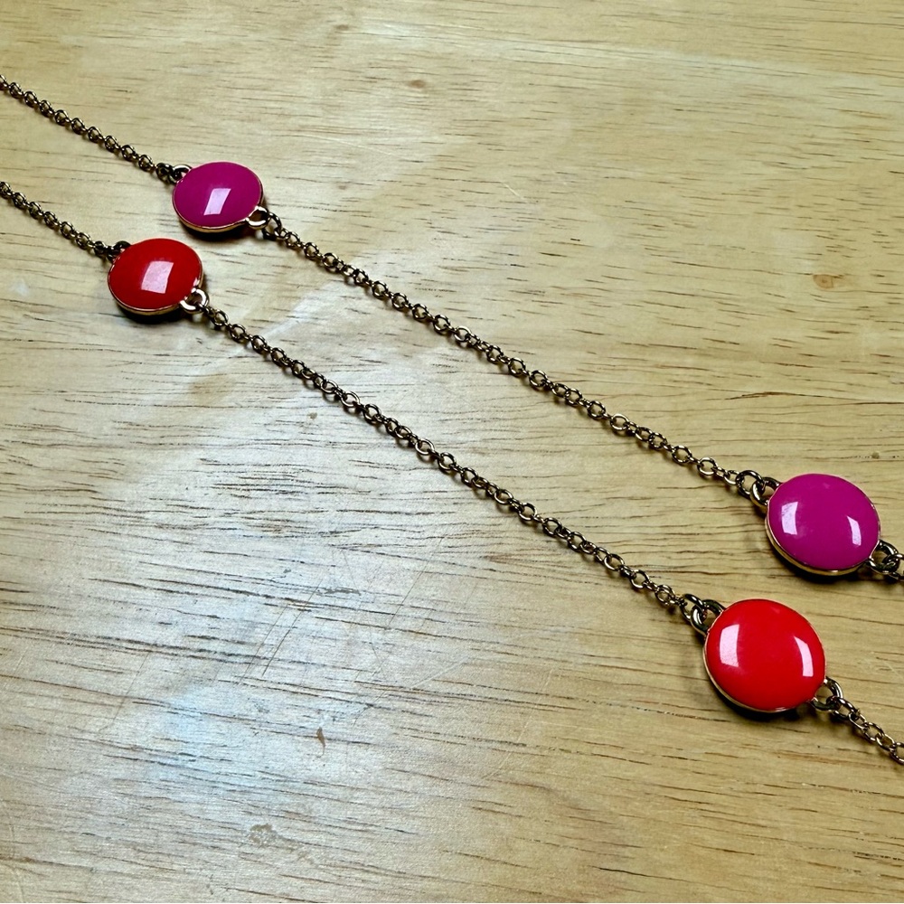 Kate Spade Pink & Orange Circle Reversible Gold Tone Necklace - Picture 4 of 9